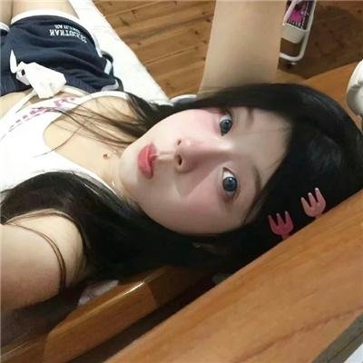 在水中